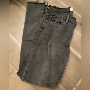 Frame Le Skinny Gray Jean - Size 27